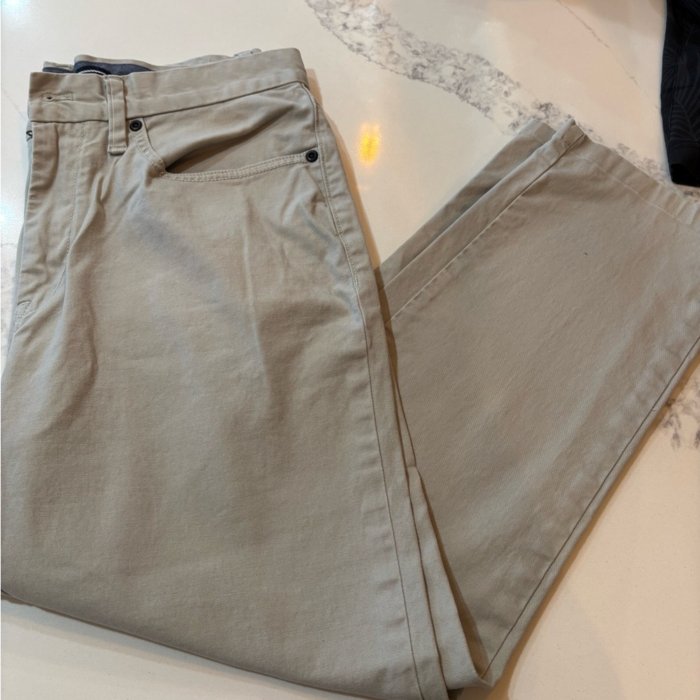 Men's Tan Casual Pants